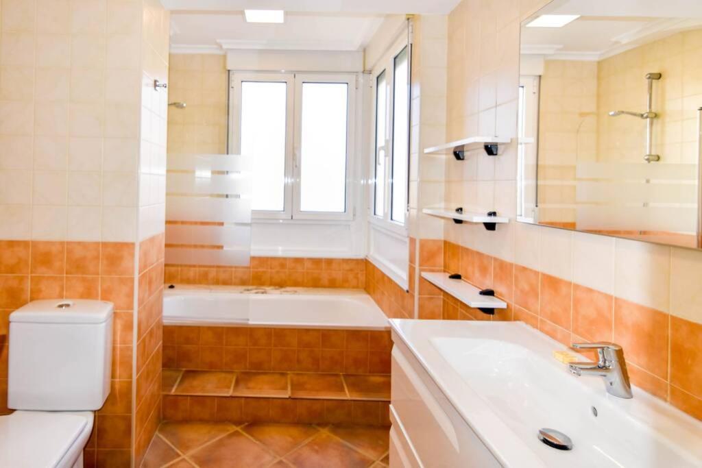 Comodo Apartamento En Puertochico, Cerca De Todo. Santander Extérieur photo